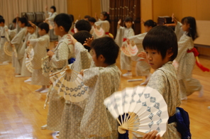 （動）2年生伝統の時間～日本舞踊