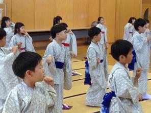 2年生伝統の時間～日本舞踊