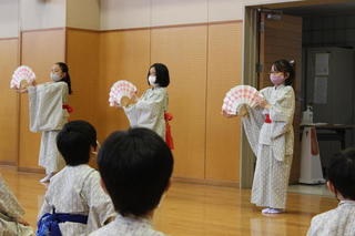 ２年 授業参観（日本舞踊）