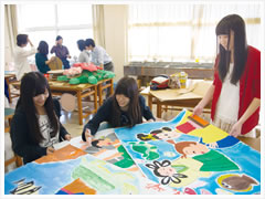 授業は午前か午後のみ。時間を自由に活用できます。 授業は午前のみ。時間を自由に活用できます。