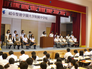 後期生徒会立候補者による立会演説が行われました！