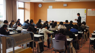 「附属中学オープン模試対策講座」が行われました！！