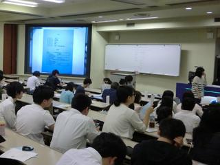 フレッシュマンスタッフ研修会が開催されました。