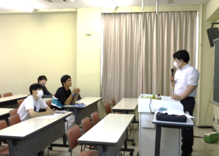 岐阜県教育委員会からのゲストスピーカーを招き授業を実施