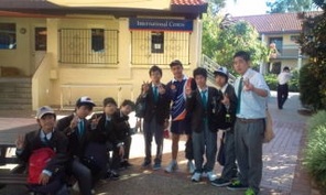 ＨＥＬＥＮＳＶＡＬＥ　ＳＨＯＰＰＩＮＧ　ＳＥＮＴＥＲにて昼食を・・・（その２）