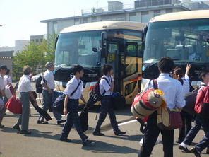 3泊4日　校外研修に出発です！