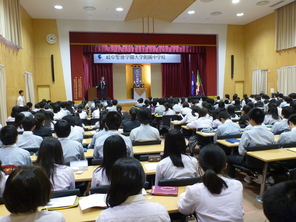 「降誕会」が行われました！！