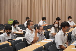 看護の出前授業（2年生）