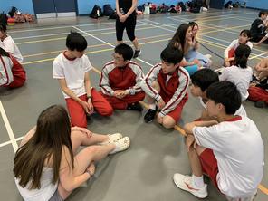 選択授業と英国人学生との文化交流会（３年生 イギリス 海外語学研修）
