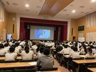卒業生と語る会がありました