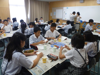 附属小学校の6年生が「授業体験」に来てくれました！！