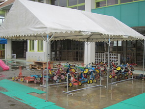 楽しい幼稚園 楽しい幼稚園