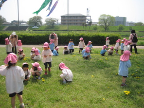 年少組　こいのぼり見学