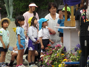 年長組　花まつり