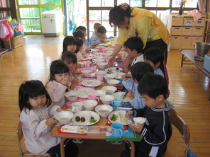 はじめての給食