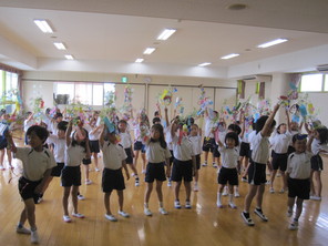 年長組　附属小学校との七夕交流会