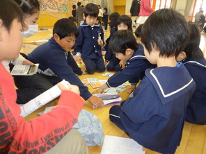 年長組　柳津小学校２年生との交流会