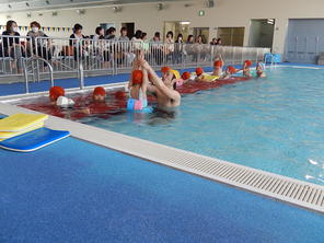 水泳クラブの参観(年中) 水泳クラブの参観(年中)
