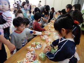 みみちゃんクラブでお店屋さんごっこ（年中）