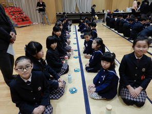 附属小学校ひな祭り茶会（年長）