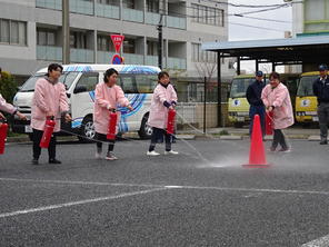 避難訓練を行ないました　