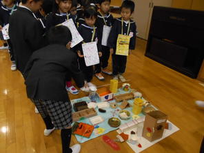 岐阜聖徳学園大学附属小学校との交流会＜あきのおまつり＞