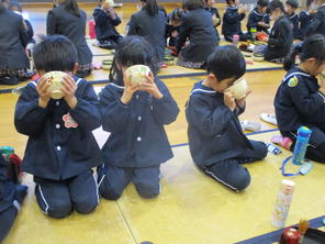 年長組　ひなまつり茶会　（2月26日）