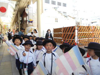 花祭り　５月８日（年長組）