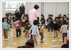 就園前の子どもと保護者を対象とした「みみちゃんクラブ」を開催! 就園前の子どもと保護者を対象とした「みみちゃんクラブ」を開催!