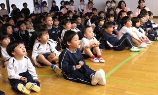 芸術の秋、人形劇を鑑賞しました