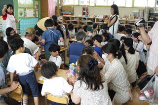 保育参観・保護者会総会を行いました。