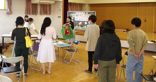 保護者会主催の絵本講演会・絵本読み合わせを開催しました。