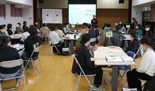 学校防災シンポジウムが開催され、防災の取り組みを勉強しました。