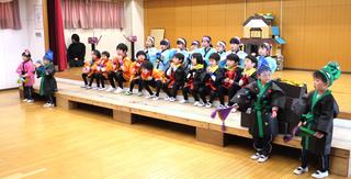 生活発表会で元気いっぱいの姿を見てもらいました　２日目。
