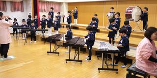 生活発表会で元気いっぱいの姿を見てもらいました　２日目。