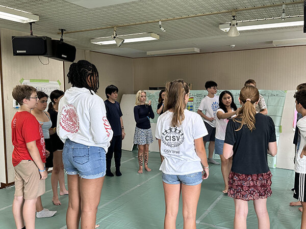 本学部生が国際交流キャンプで運営スタッフ