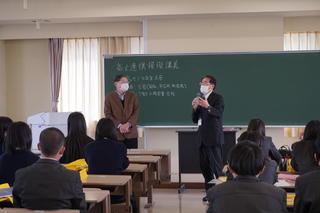 岐阜聖徳学園高等学校との高大連携事業を実施しました（商業科1年生対象）