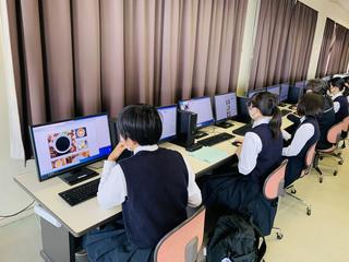 本学経済情報学部と岐阜各務野高等学校（情報科）による高大連携事業を実施