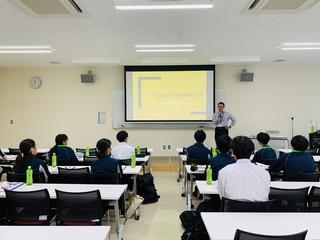 愛知県立一宮北高等学校との高大連携事業（第１学年体験学習）を実施